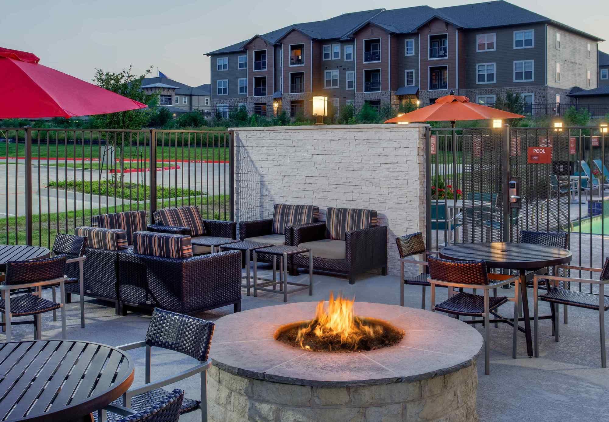 Towneplace Suites By Marriott Waco South Exteriör bild