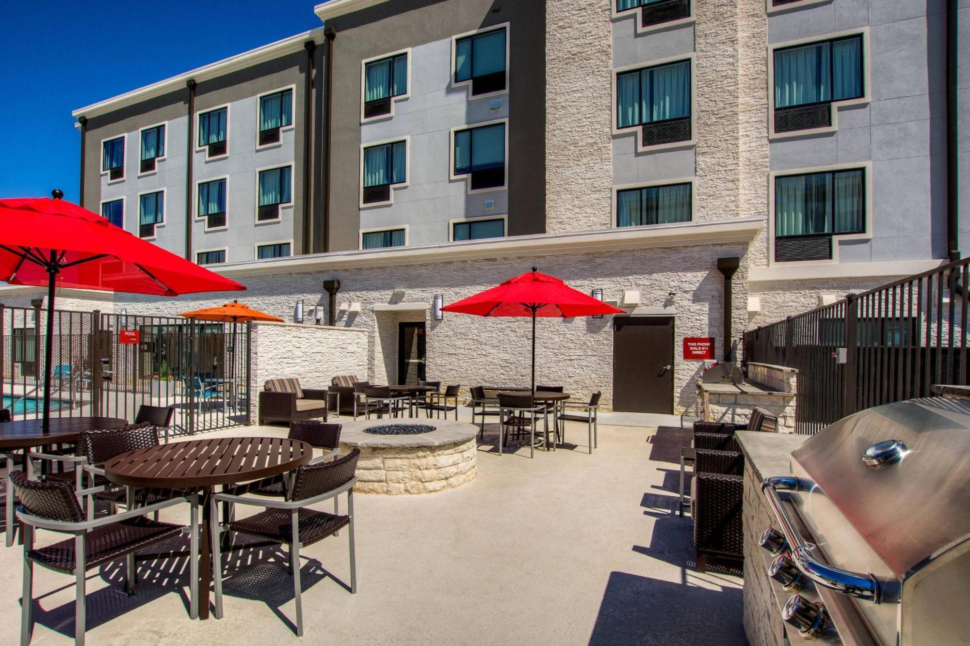 Towneplace Suites By Marriott Waco South Exteriör bild