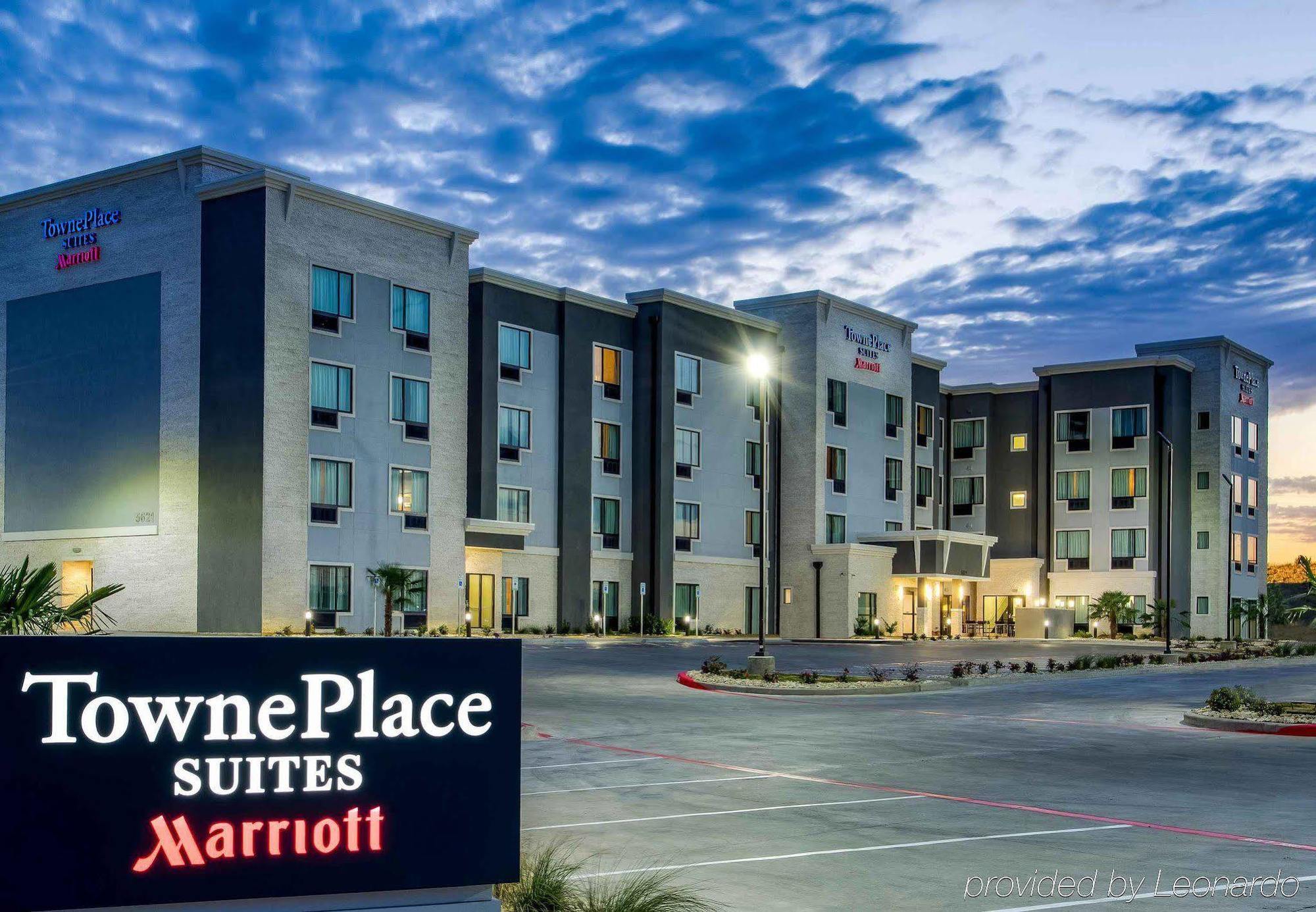 Towneplace Suites By Marriott Waco South Exteriör bild